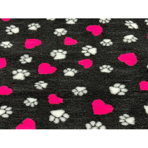 Vet/Dry Bed *Rubberback* Paws and Hearts *** 50cm Long x 1.5m wide *** 